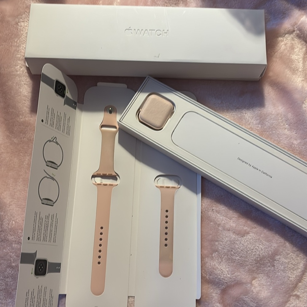 Apple Watch 6 40mm GPS Gold Pink Sands - Picture 8 of 8